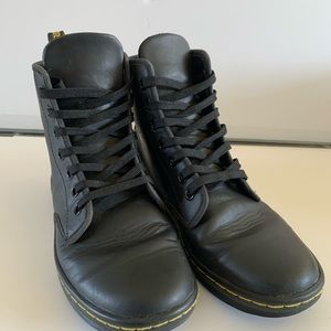 Woman’s Dr. Martens Lace up boot.